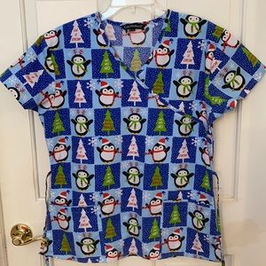 Cassandra O Women’s Scrub Top Penguins Holiday Med